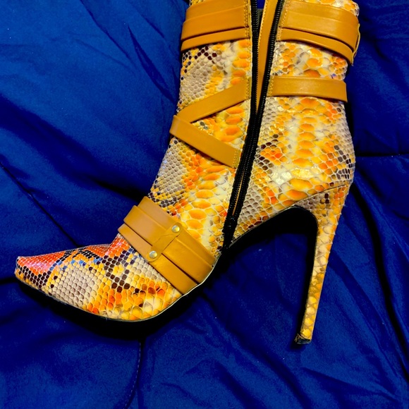 Fake python skin booties - Picture 3 of 3